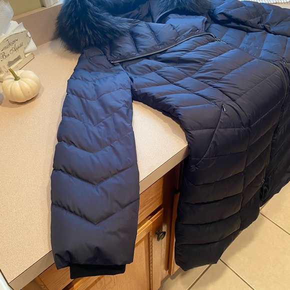 Long coat - Picture 9 of 15